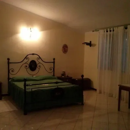 Casa Usai Bed & Breakfast *